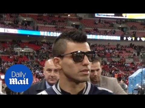 Jose Mourinho and Sergio Aguero pitchside for Cowboys vs Jaguars - Daily Mail