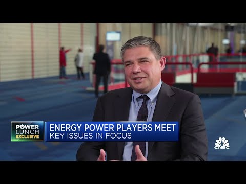 We see oil demand recovering in 2022: Baker Hughes CEO